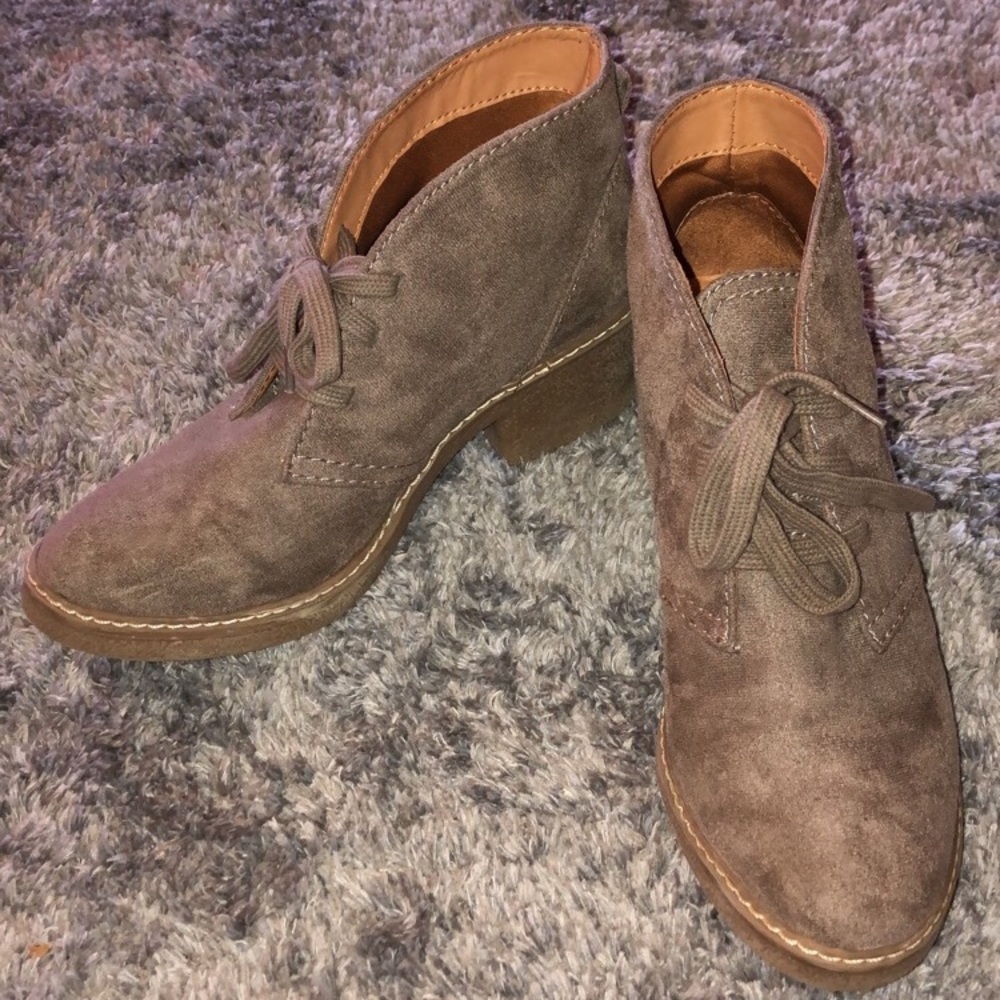 Ankle boots
